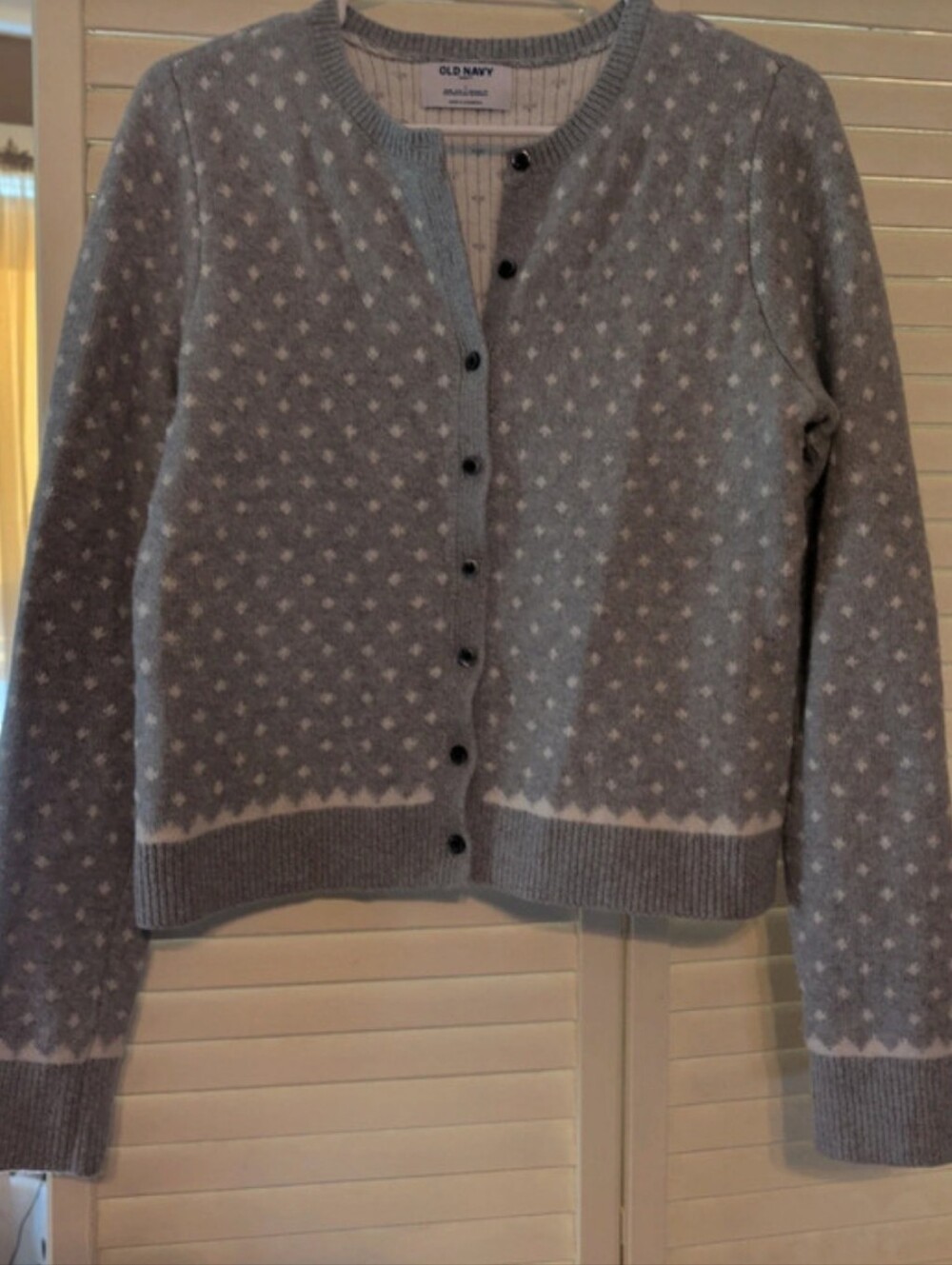 Old Navy Gray Cardigan with Fair Isle Pattern